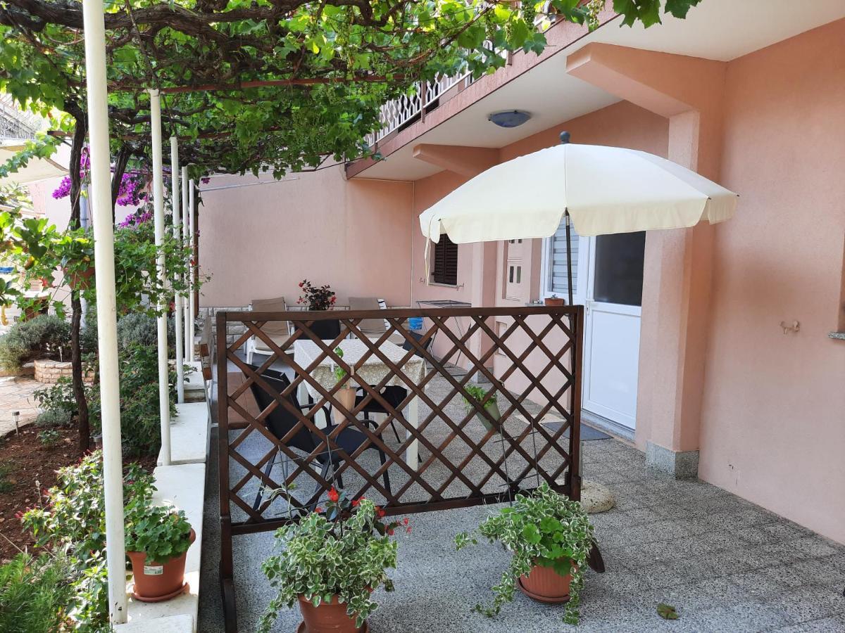 Apartment Nino In Pula Luaran gambar