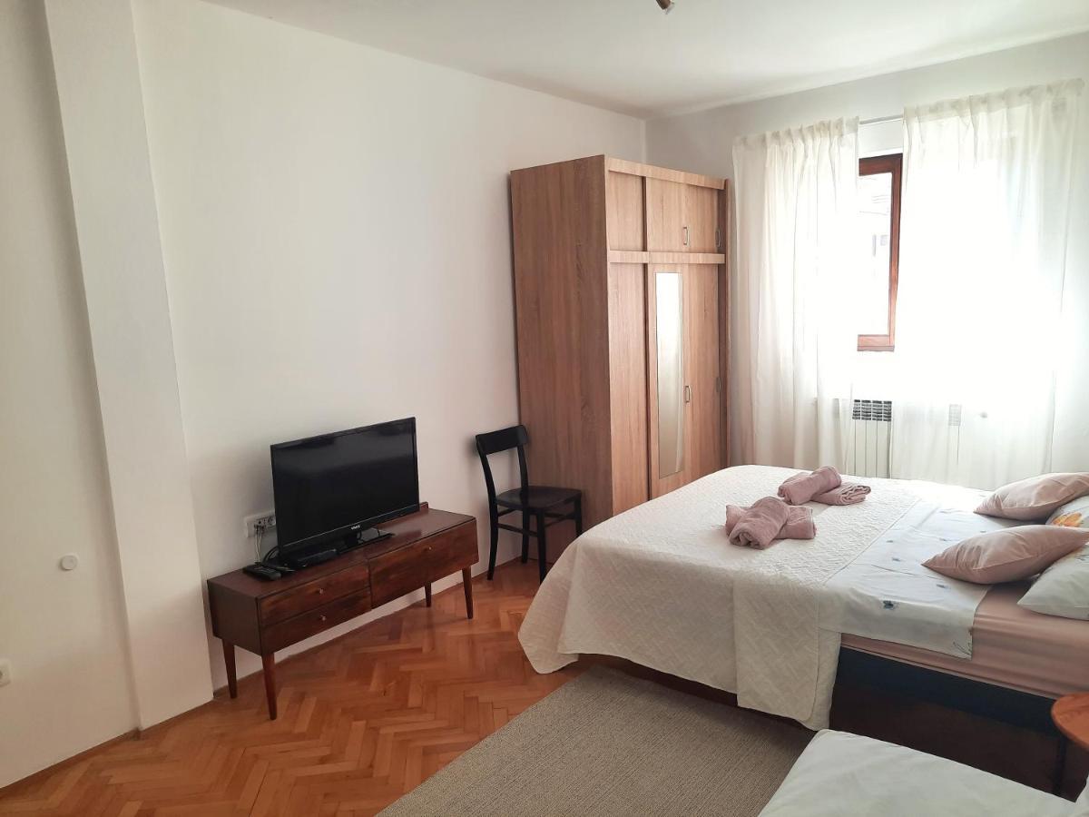 Apartment Nino In Pula Luaran gambar